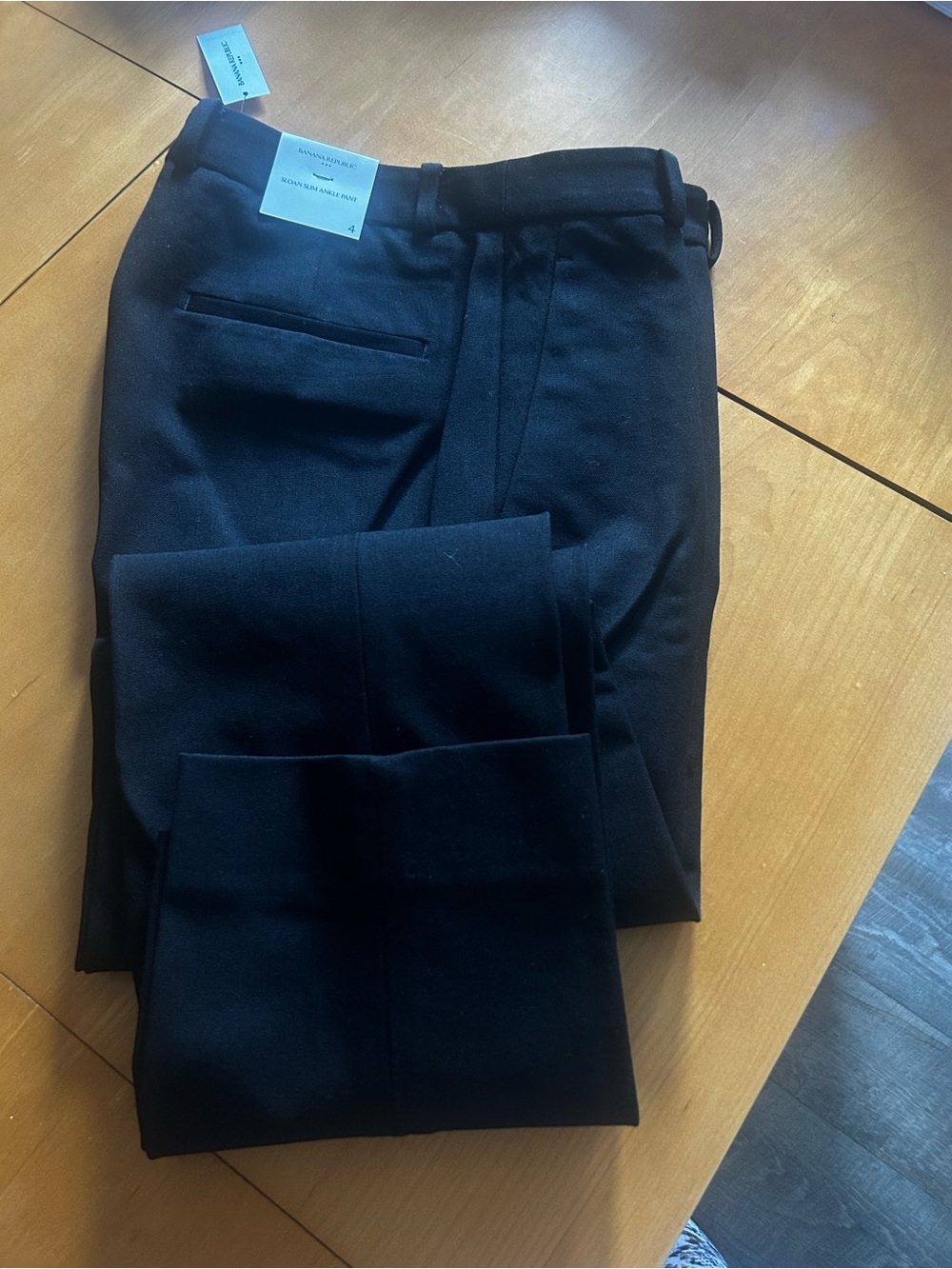 Banana Republic Black Ankle-Length Women's Pants